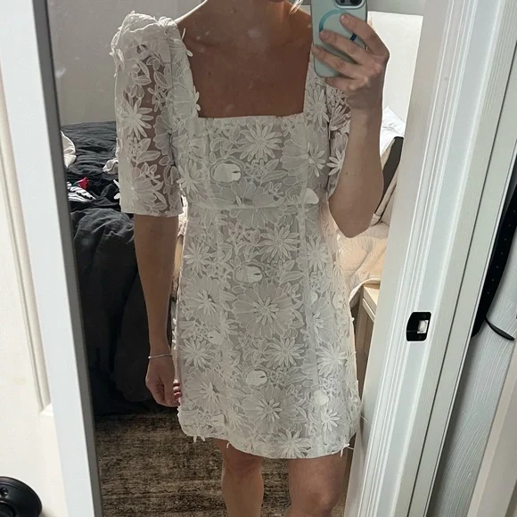 Lpa Dresses | Lpa Teresa 3d Flower Mini Dress- Small | Color: White | Size: S | Lbberry22's Closet